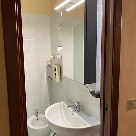 Piazza Vittorio Hotell *